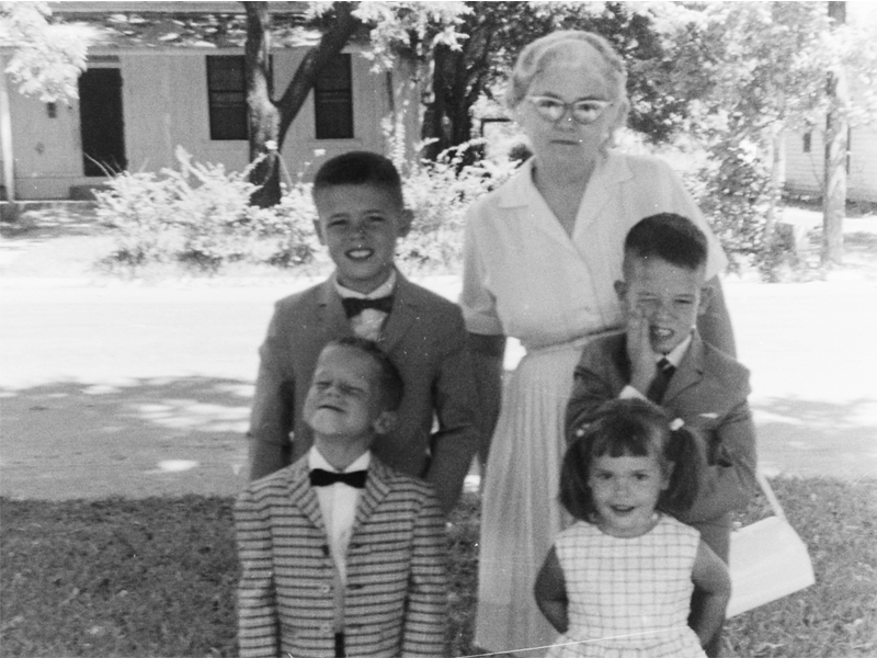 Author Ben H. English's Grandmother, Arie Cash, and other siblings